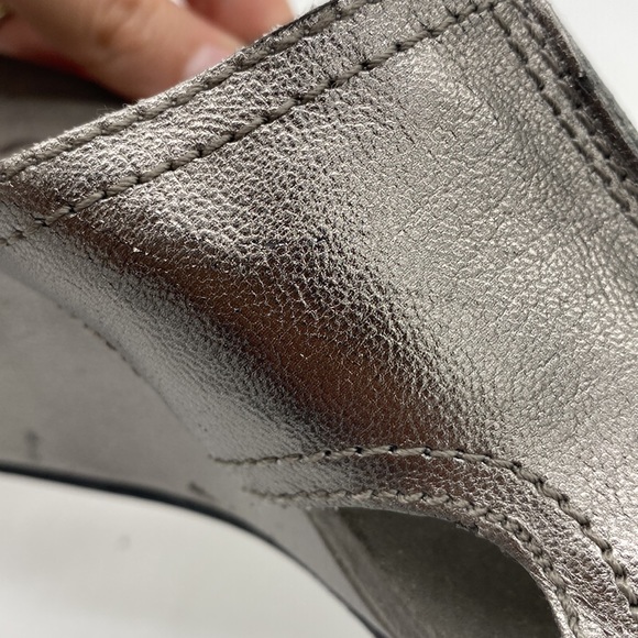 Unisa Babs Slip On Sandals Wedges Silver Womens Size 6 M - Picture 13 of 16